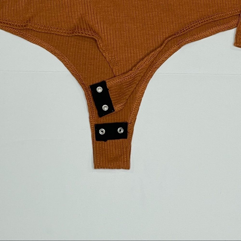 Rust One-Shoulder Ribbed Bodysuit - Picture 3 of 4